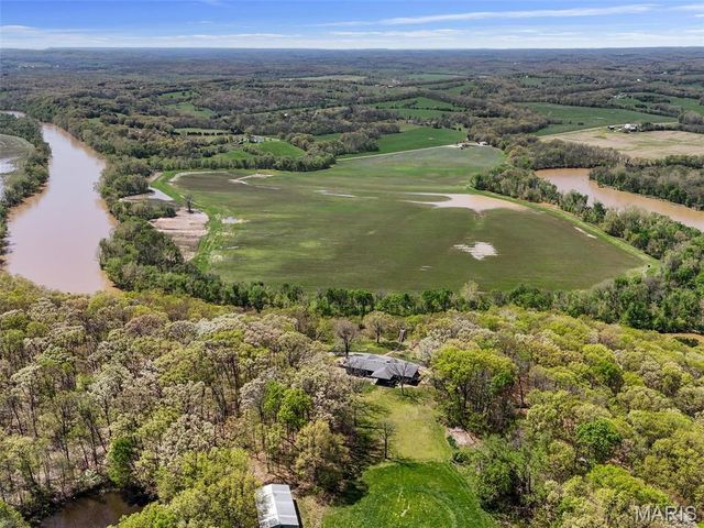 1849 Benson Road, Hermann, MO 65041