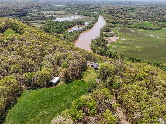 1849 Benson Road, Hermann, MO 65041