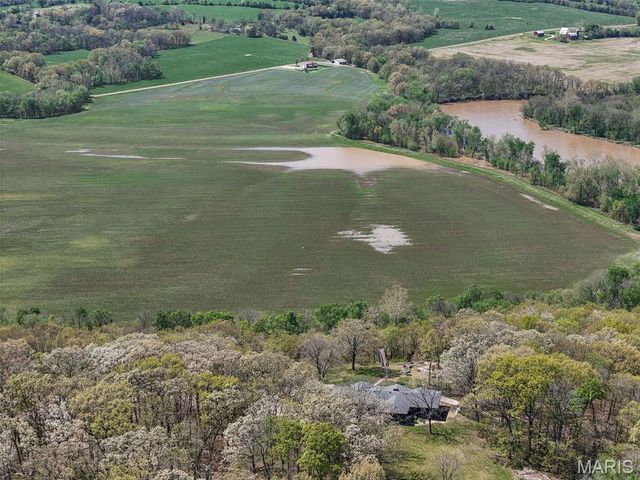 1849 Benson Road, Hermann, MO 65041