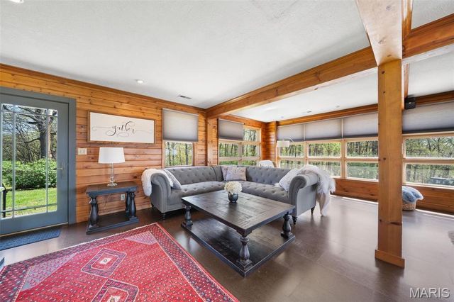 1849 Benson Road, Hermann, MO 65041