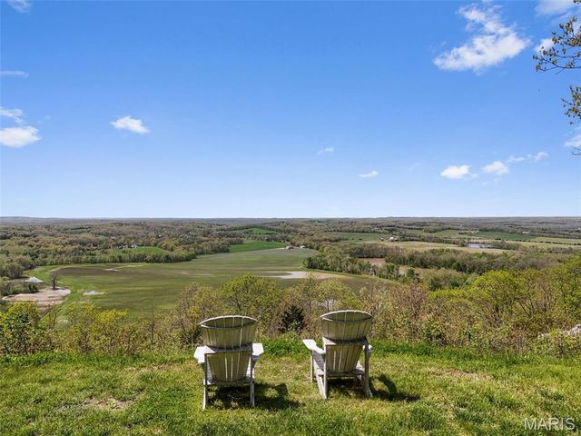 1849 Benson Road, Hermann, MO 65041