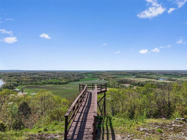 1849 Benson Road, Hermann, MO 65041