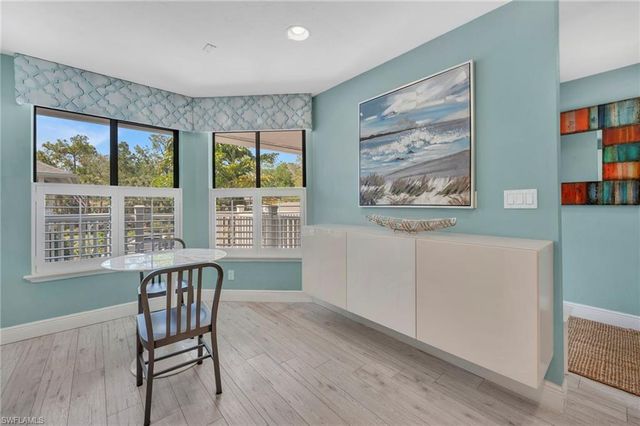 508 Courtside DR E203, Naples, FL 34105