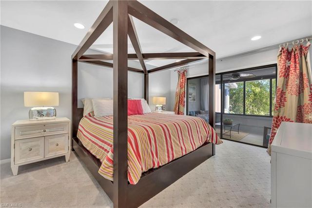 508 Courtside DR E203, Naples, FL 34105