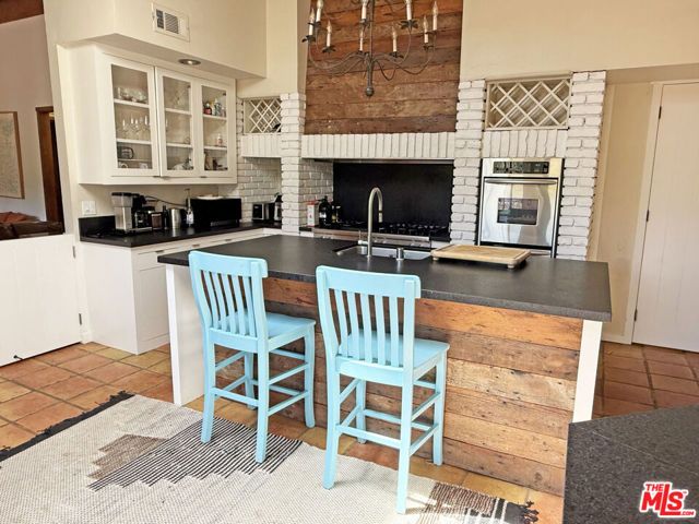 1823 Old Ranch Road, Los Angeles, CA 90049