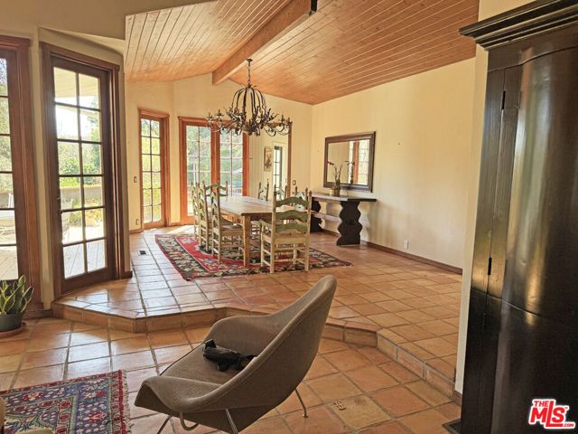 1823 Old Ranch Road, Los Angeles, CA 90049