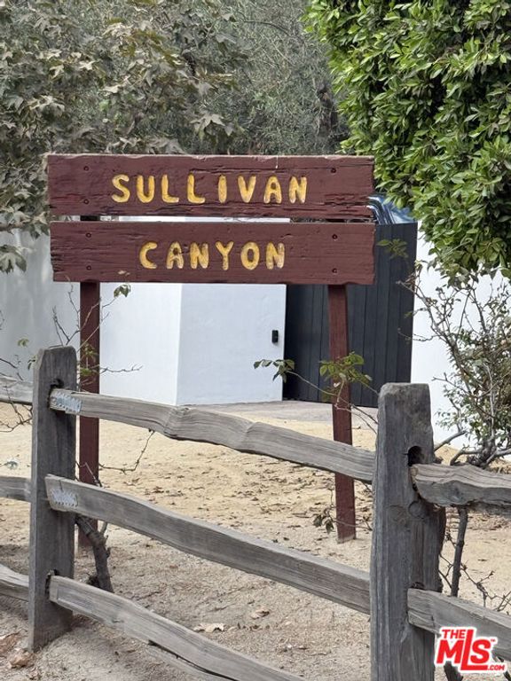1823 Old Ranch Road, Los Angeles, CA 90049