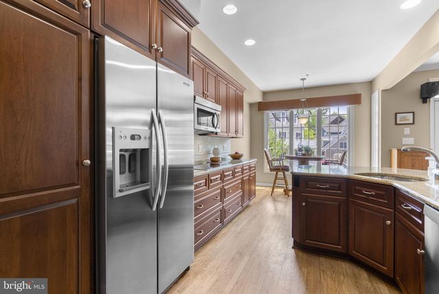 3 KENT GARDENS CIR, Gaithersburg, MD 20878