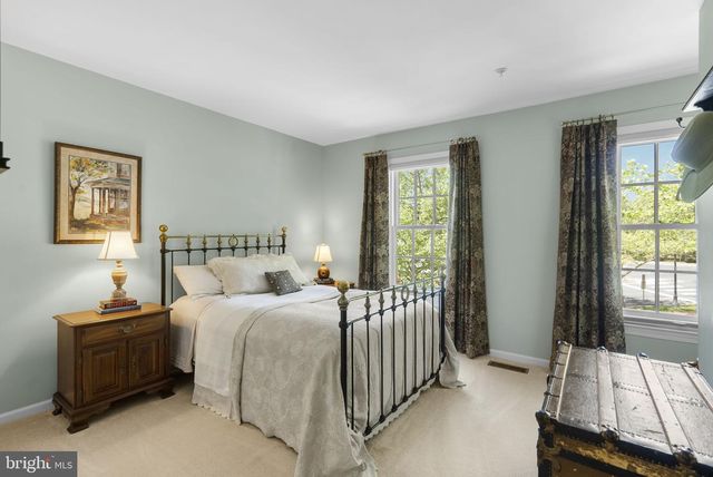 3 KENT GARDENS CIR, Gaithersburg, MD 20878