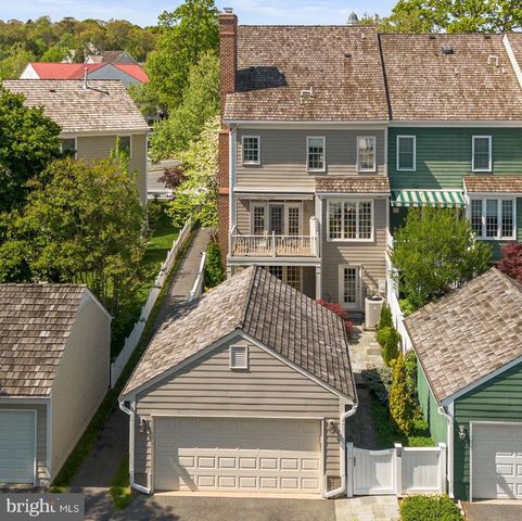 3 KENT GARDENS CIR, Gaithersburg, MD 20878