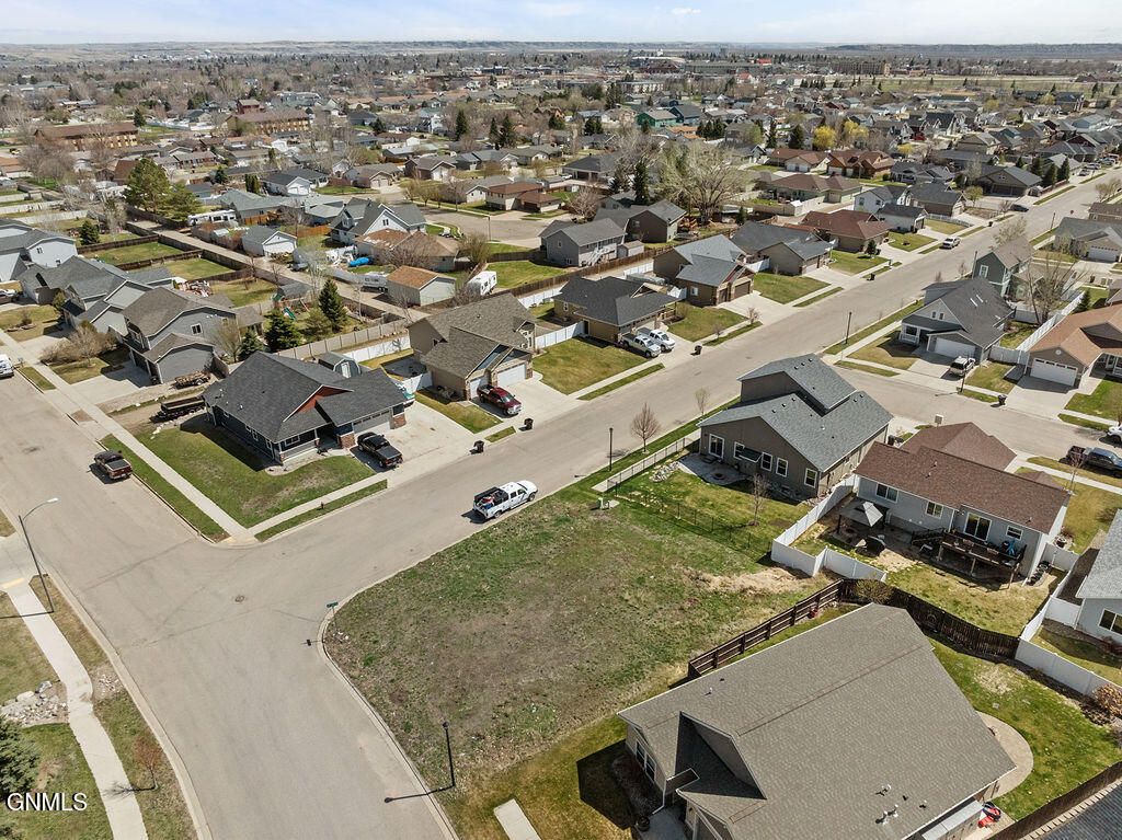 Tbd L1 B9 25th Street W, Williston, ND 58801 photo 9
