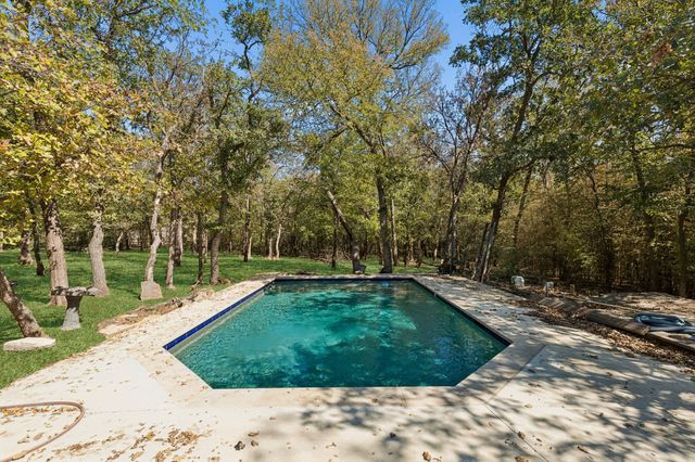 1161 Gibbons Road S, Bartonville, TX 76226