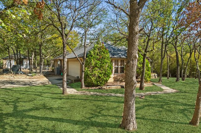 1161 Gibbons Road S, Bartonville, TX 76226