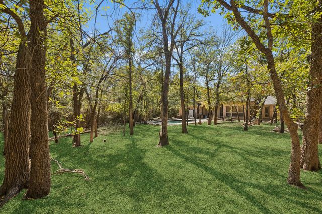 1161 Gibbons Road S, Bartonville, TX 76226