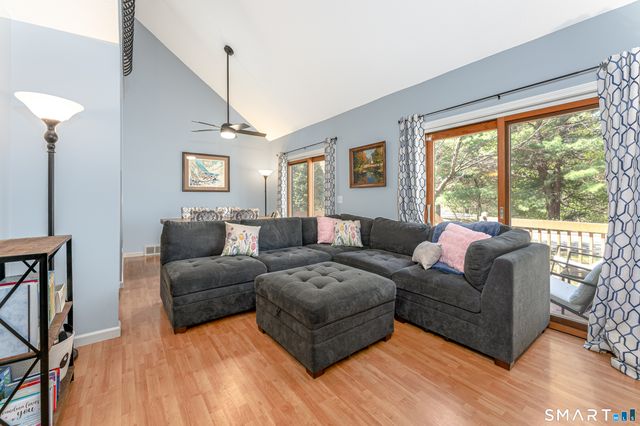 105 Maple Avenue 40, Vernon, CT 06066