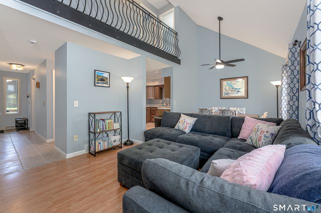 105 Maple Avenue 40, Vernon, CT 06066