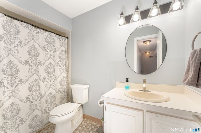 105 Maple Avenue 40, Vernon, CT 06066