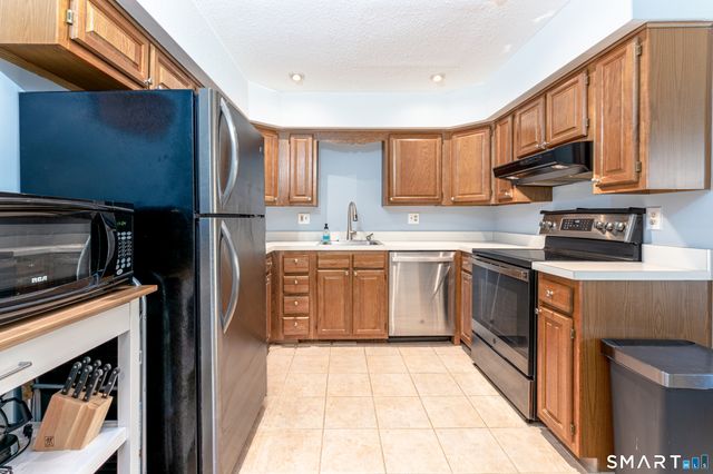 105 Maple Avenue 40, Vernon, CT 06066