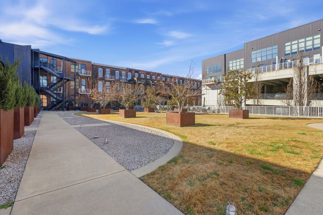 704 Taylor St Apt 201, Nashville, TN 37208