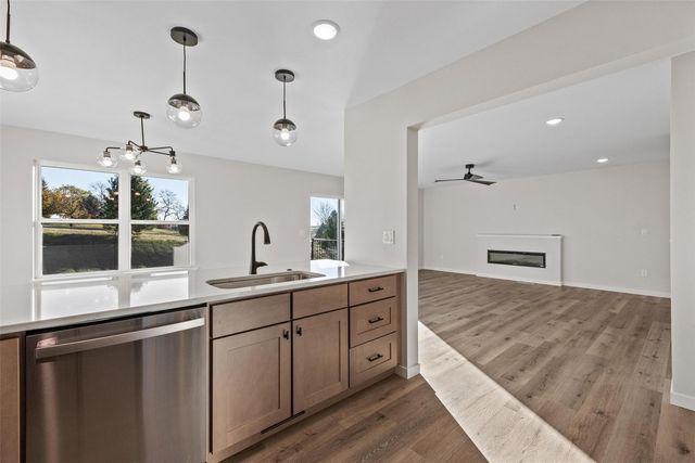 107 Dawson Drive, West Branch, IA 52358