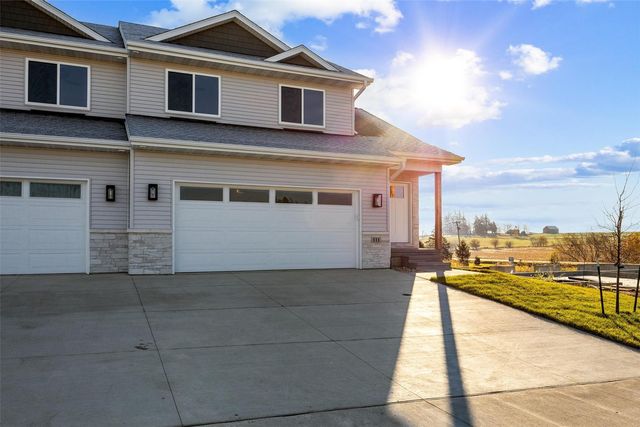 107 Dawson Drive, West Branch, IA 52358