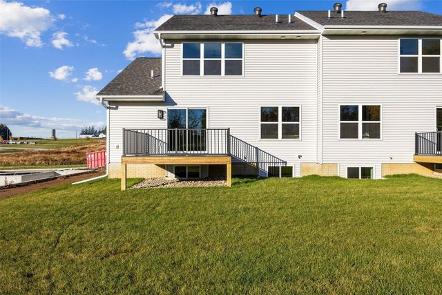 107 Dawson Drive, West Branch, IA 52358