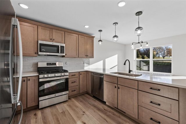 107 Dawson Drive, West Branch, IA 52358