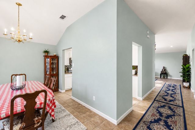 8962 Winding River Drive, Fort Worth, TX 76118