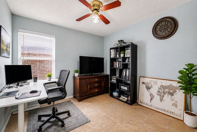 8962 Winding River Drive, Fort Worth, TX 76118