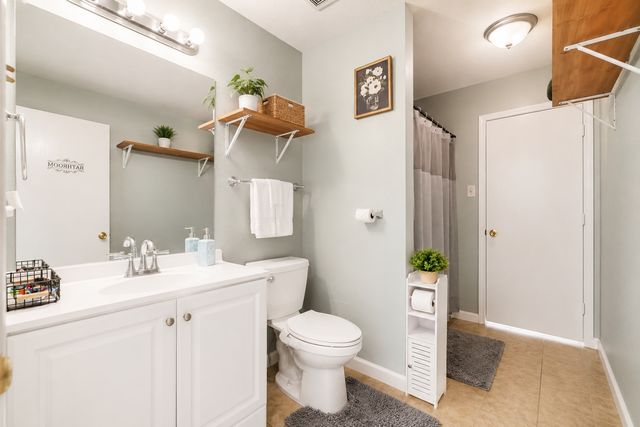 8962 Winding River Drive, Fort Worth, TX 76118