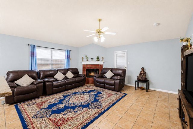 8962 Winding River Drive, Fort Worth, TX 76118
