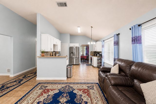 8962 Winding River Drive, Fort Worth, TX 76118