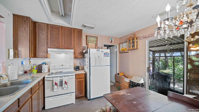 7607 Scenic Glade, San Antonio, TX 78249