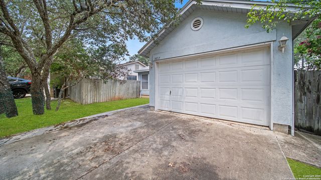 7607 Scenic Glade, San Antonio, TX 78249