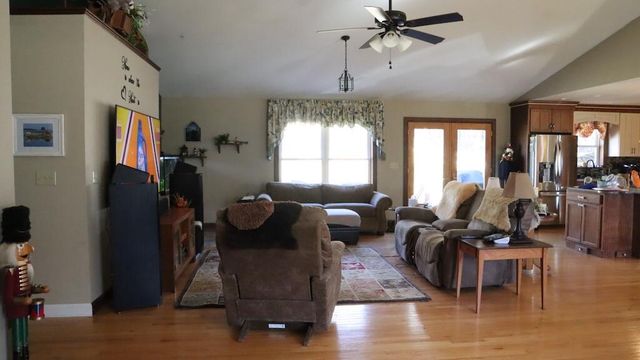 1247 Cannady School RD, Floyd, VA 24091