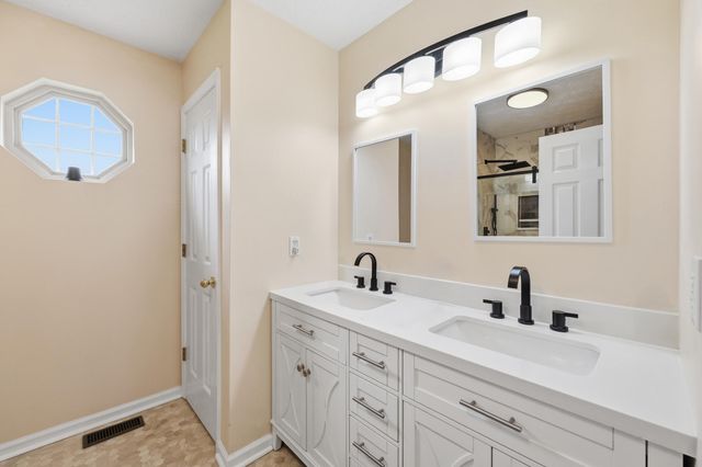 420 Village Parkway, Nicholasville, KY 40356