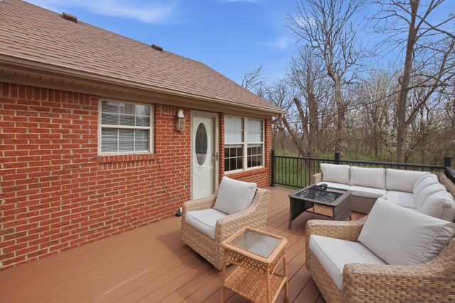 420 Village Parkway, Nicholasville, KY 40356