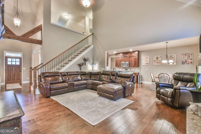 864 HAWKINS CREEK Drive, Jefferson, GA 30549