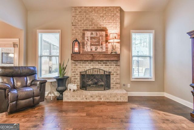 864 HAWKINS CREEK Drive, Jefferson, GA 30549