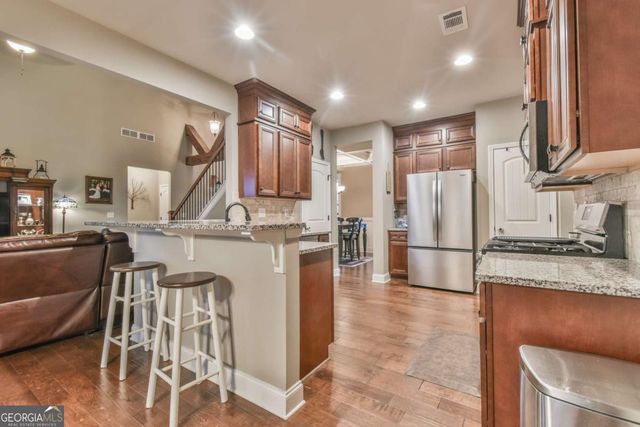 864 HAWKINS CREEK Drive, Jefferson, GA 30549