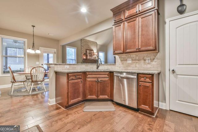 864 HAWKINS CREEK Drive, Jefferson, GA 30549