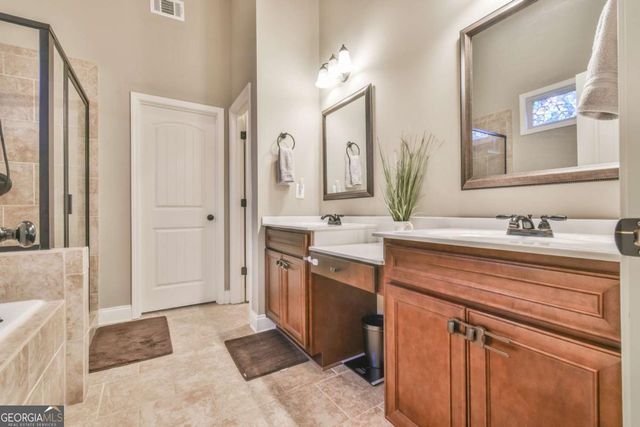 864 HAWKINS CREEK Drive, Jefferson, GA 30549