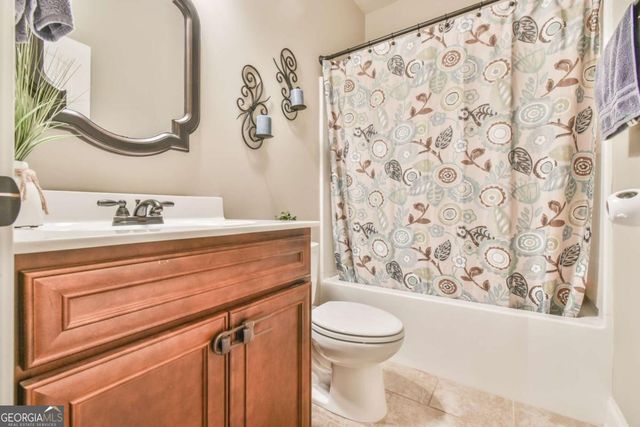 864 HAWKINS CREEK Drive, Jefferson, GA 30549