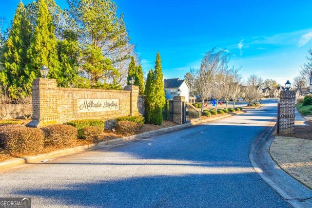 864 HAWKINS CREEK Drive, Jefferson, GA 30549