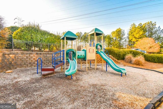 864 HAWKINS CREEK Drive, Jefferson, GA 30549