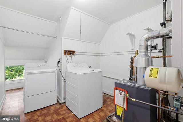 8703 PATTON RD, Glenside, PA 19038