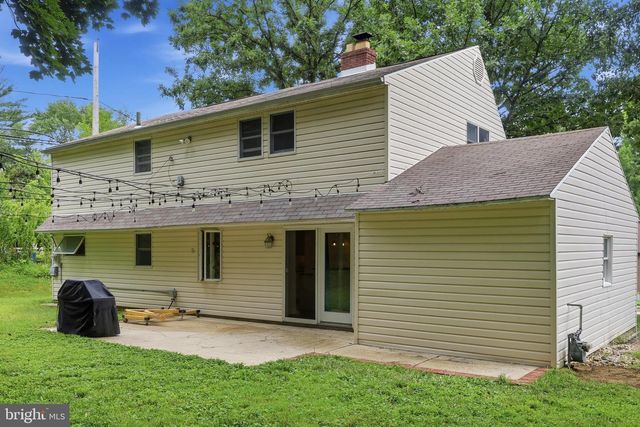 8703 PATTON RD, Glenside, PA 19038