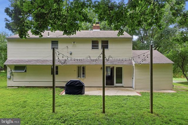 8703 PATTON RD, Glenside, PA 19038