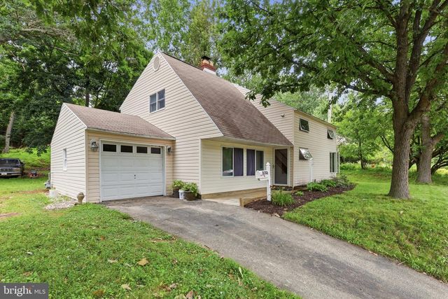 8703 PATTON RD, Glenside, PA 19038
