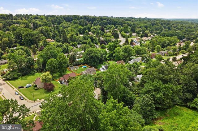 8703 PATTON RD, Glenside, PA 19038
